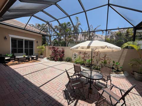 Photo of 1208 Riverwind Circle, Vero Beach, FL 32967 (MLS # R11120311)