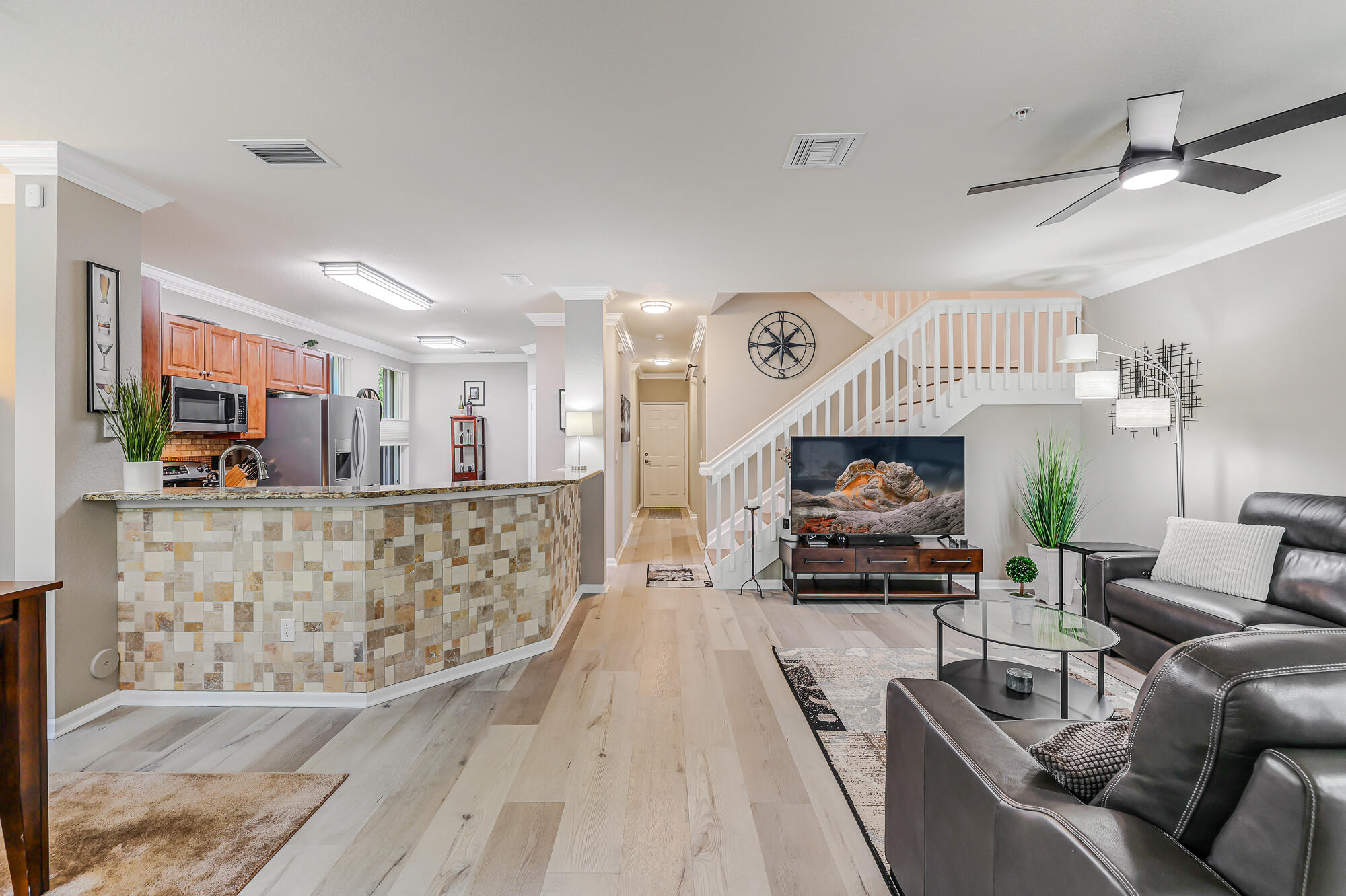 PALOMA LAKES CONDOMINIUM NO 1 - Residential