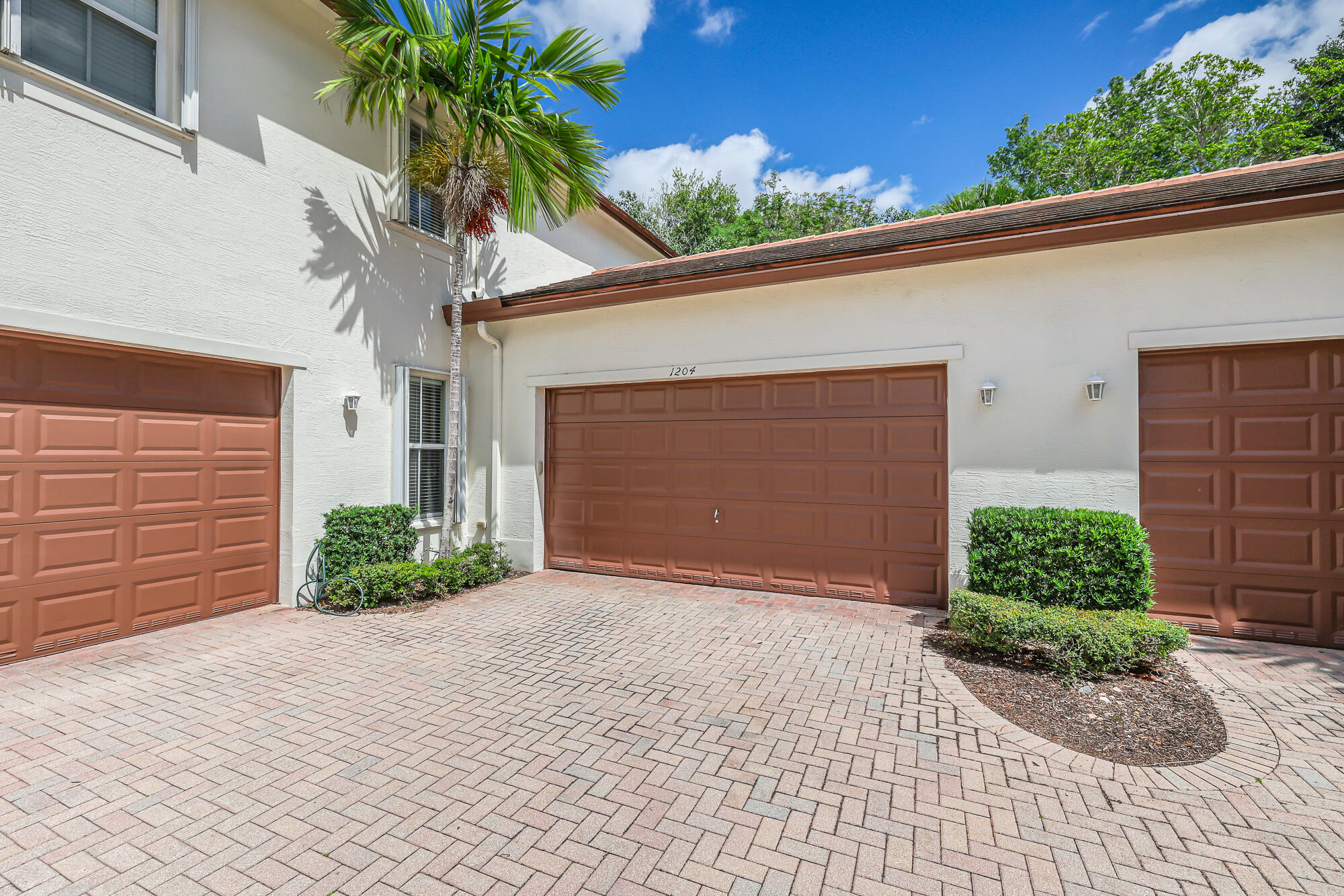 PALOMA LAKES CONDOMINIUM NO 1 - Residential