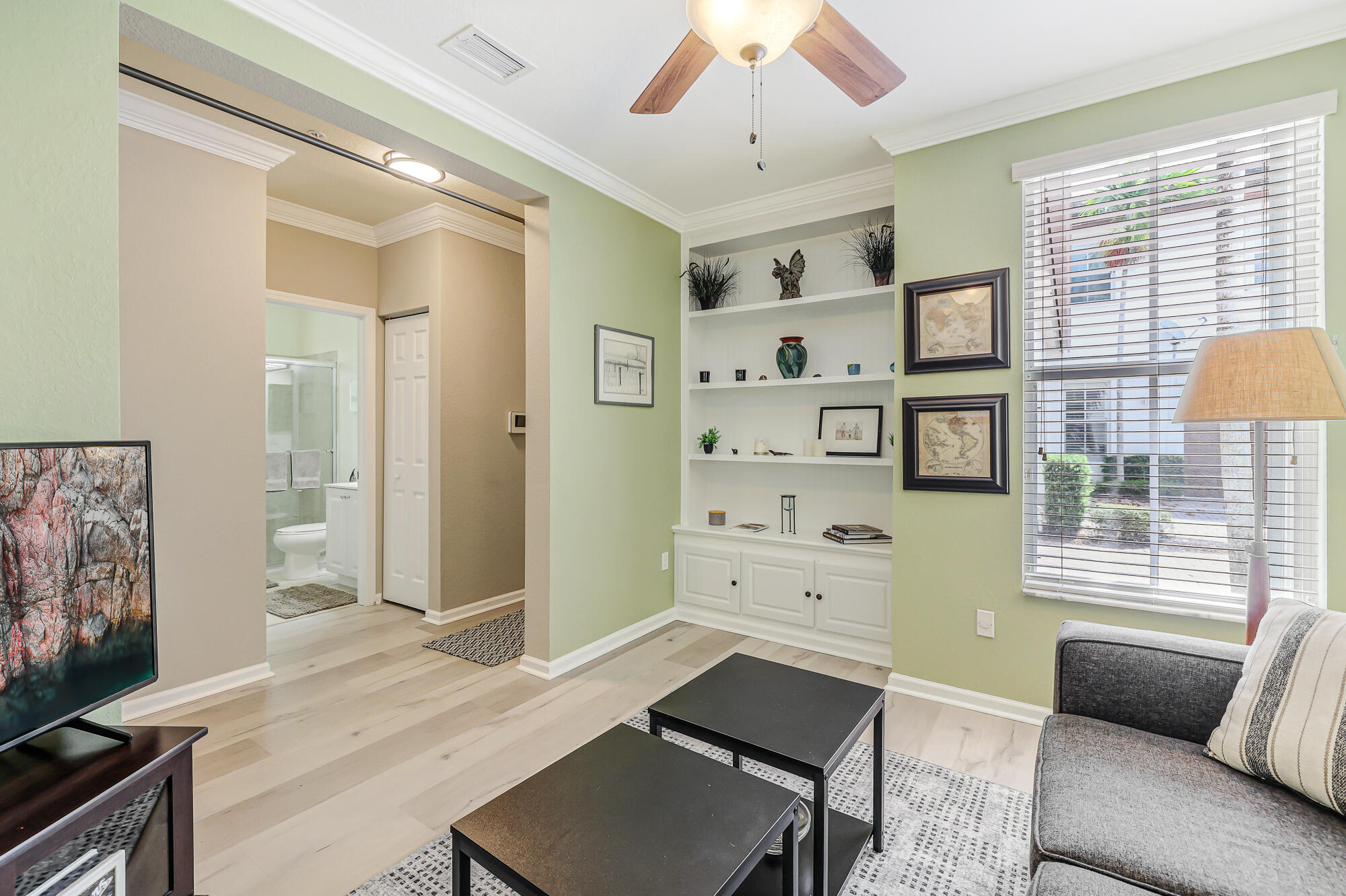 PALOMA LAKES CONDOMINIUM NO 1 - Residential