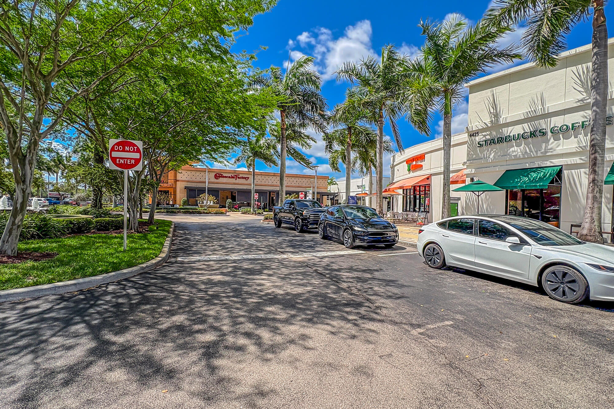 PALOMA LAKES CONDOMINIUM NO 1 - Residential