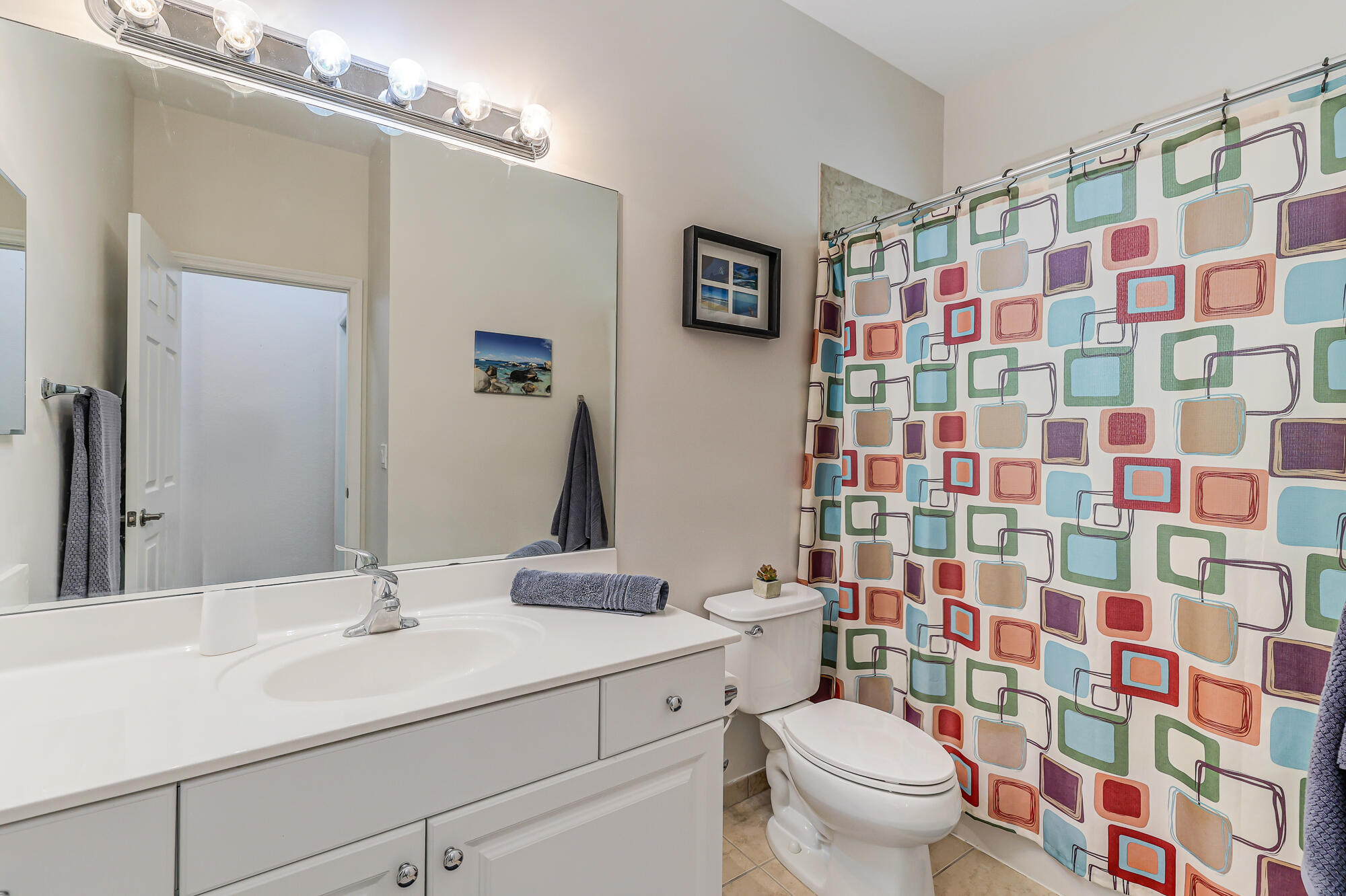 PALOMA LAKES CONDOMINIUM NO 1 - Residential