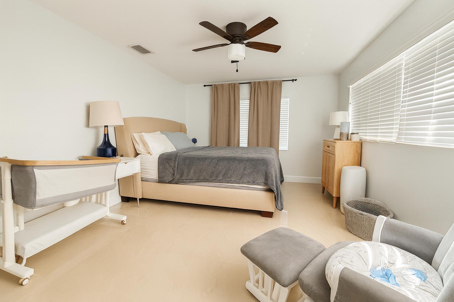 LAWN LAKE IN - Residential