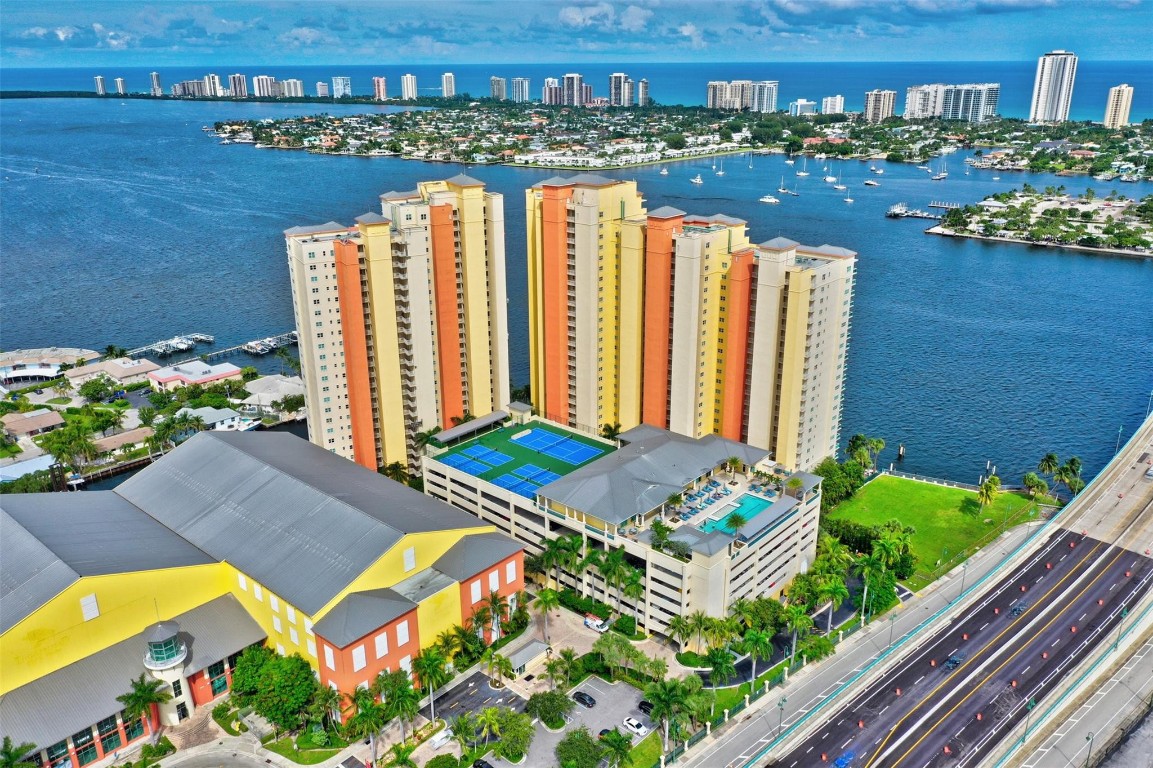 MARINA GRANDE - Residential Lease