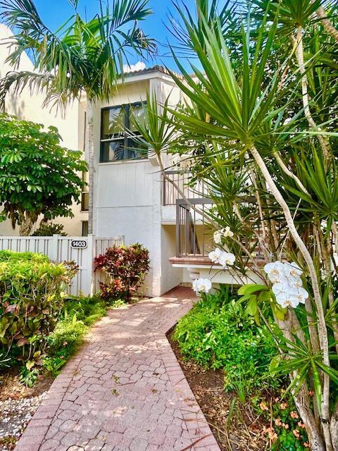 BOCA WEST EQUITY CLUB MEMBERSHIP OFFERED WITH THIS 2/2 RENTAL UNIT! UNIT IS HAVING SOME UPDATES DONE CURRENTLY. ALL MAIN FLOOR LIVING! STUNNING PRIVATE WATER AND GOLF COURSE VIEWS! ONE OF A KIND VILLA! PARKING SPOTS RIGHT OUTSIDE OF YOUR DOOR! Annual Social Boca West Club dues $24,455.00 first year and second year club dues $31,791.30 ( this will change in October with new rates.) Board approval required.