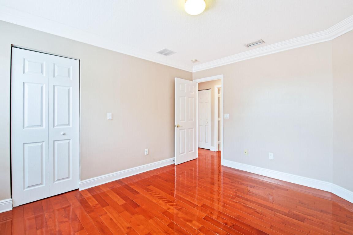 OLYMPIA 2 - Residential