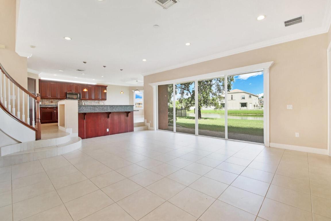 OLYMPIA 2 - Residential