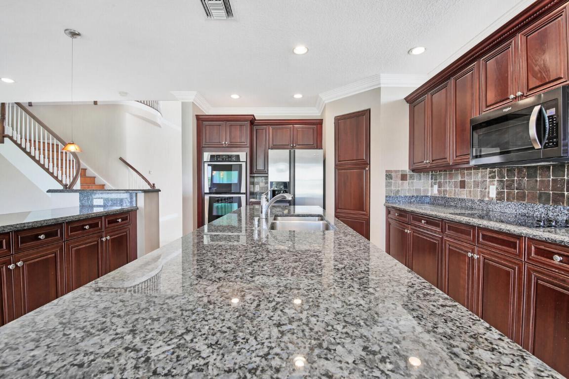 OLYMPIA 2 - Residential