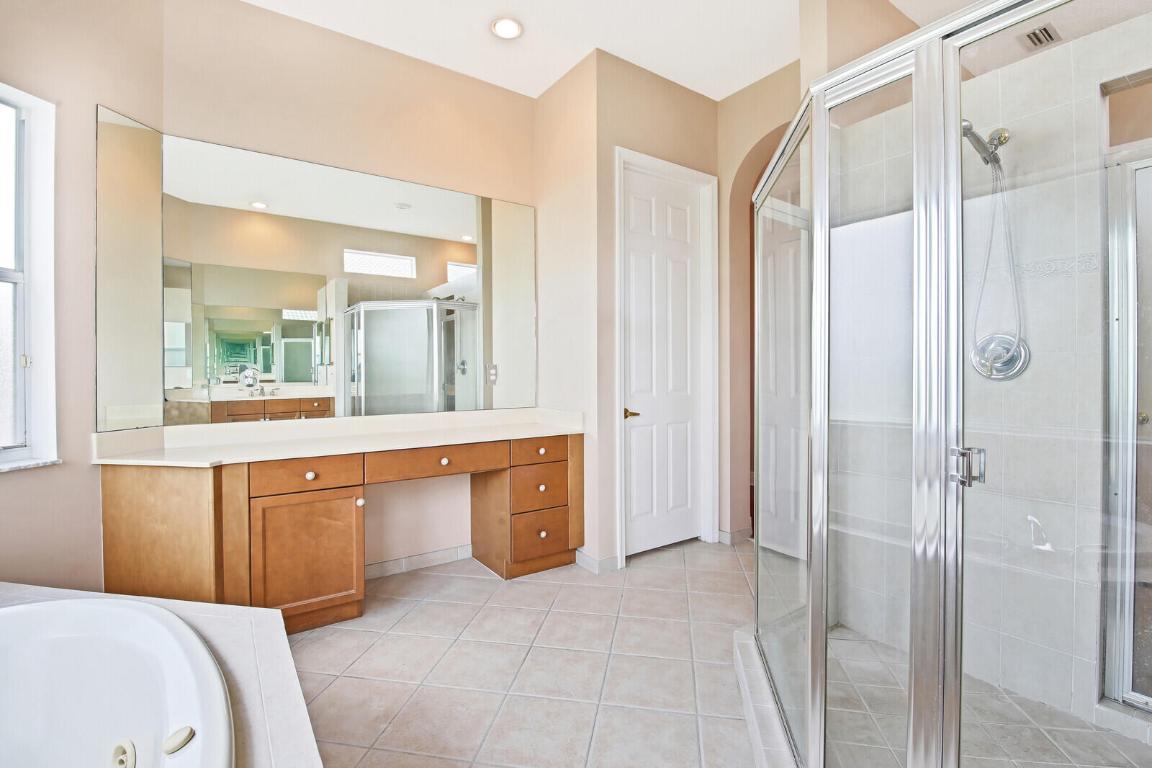 OLYMPIA 2 - Residential