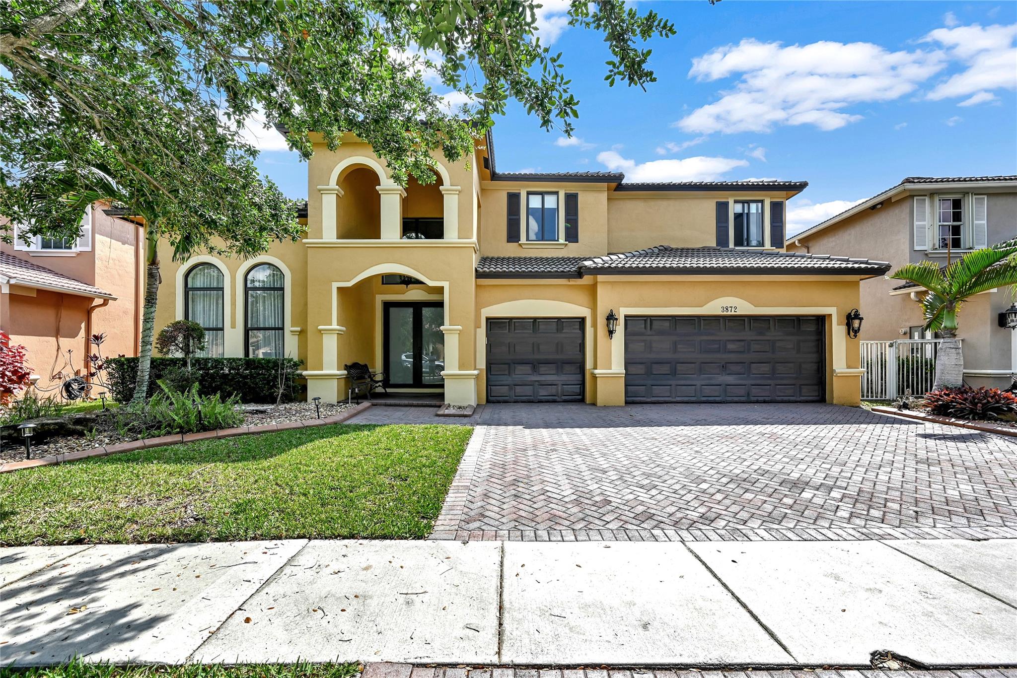 Exquisite .. 5 Beds 5 Baths* lake & Pool and spa * 3 car garage * 4,258 SQ * Large first floor suite *Impact windows * Impact doors * Second floor huge loft * Pool heater * Marble floor throughout first floor. Laminate industrial second floor* a/c 2018 and 2018 * Ready to move in!