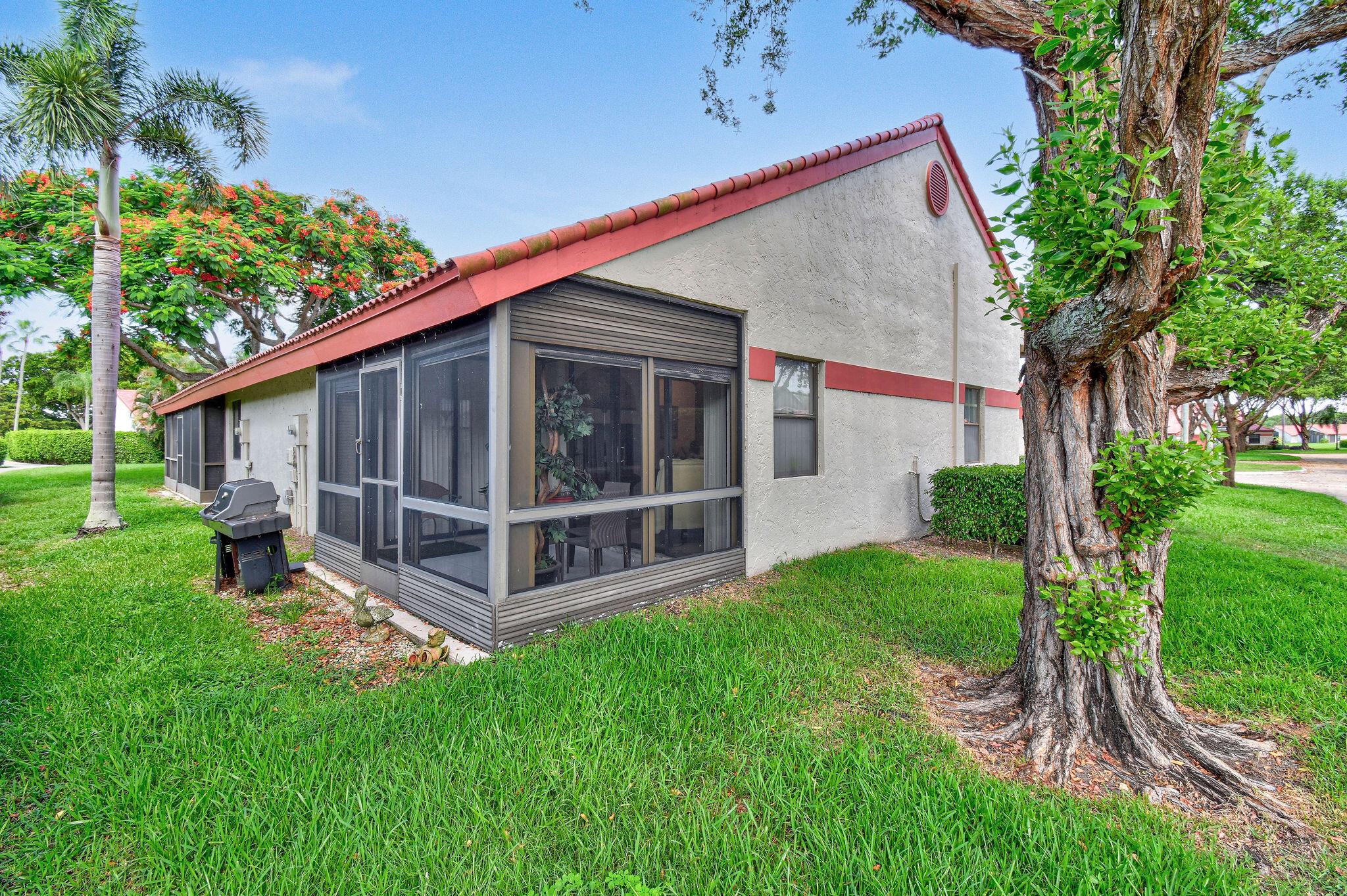 7813 Lexington Club Boulevard A