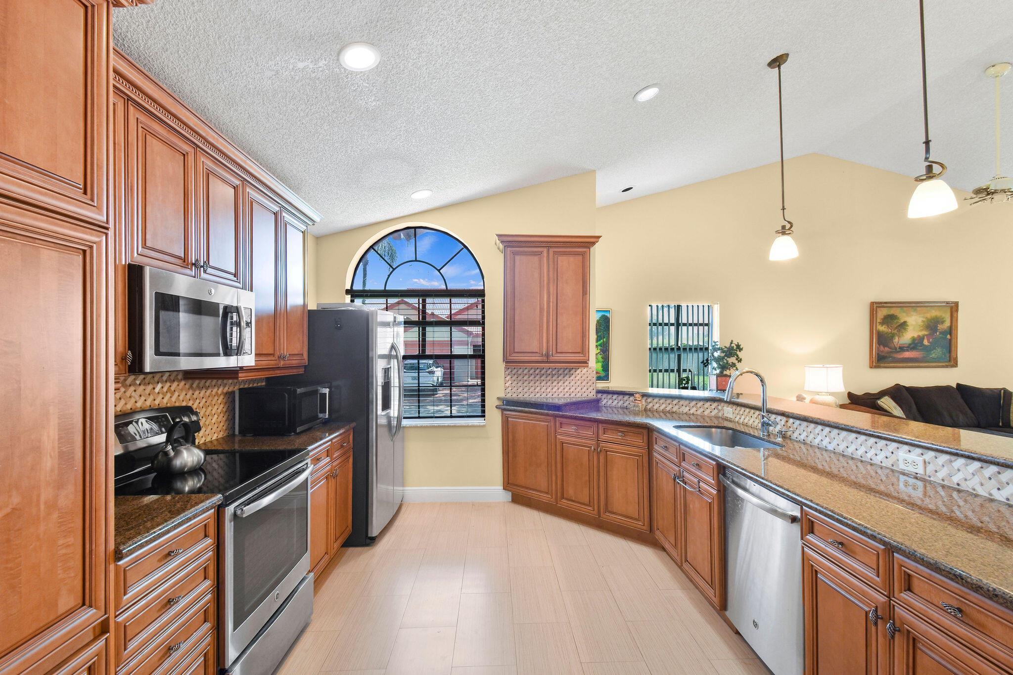 7813 Lexington Club Boulevard A