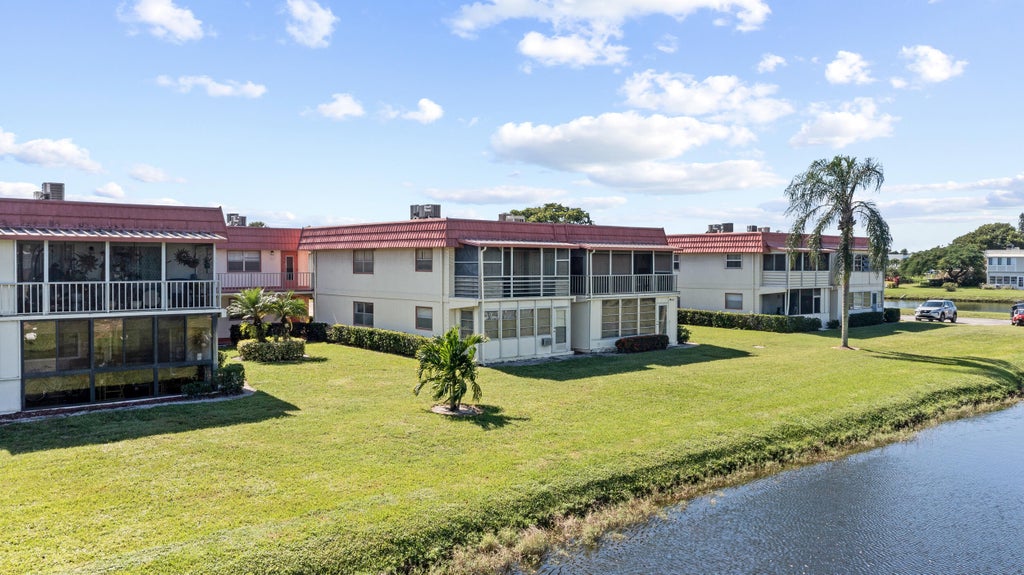 Photo of 43 Saxony A, Delray Beach, FL 33446 (MLS # R11137008)