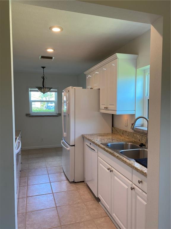 Savannahs Condominium - Residential