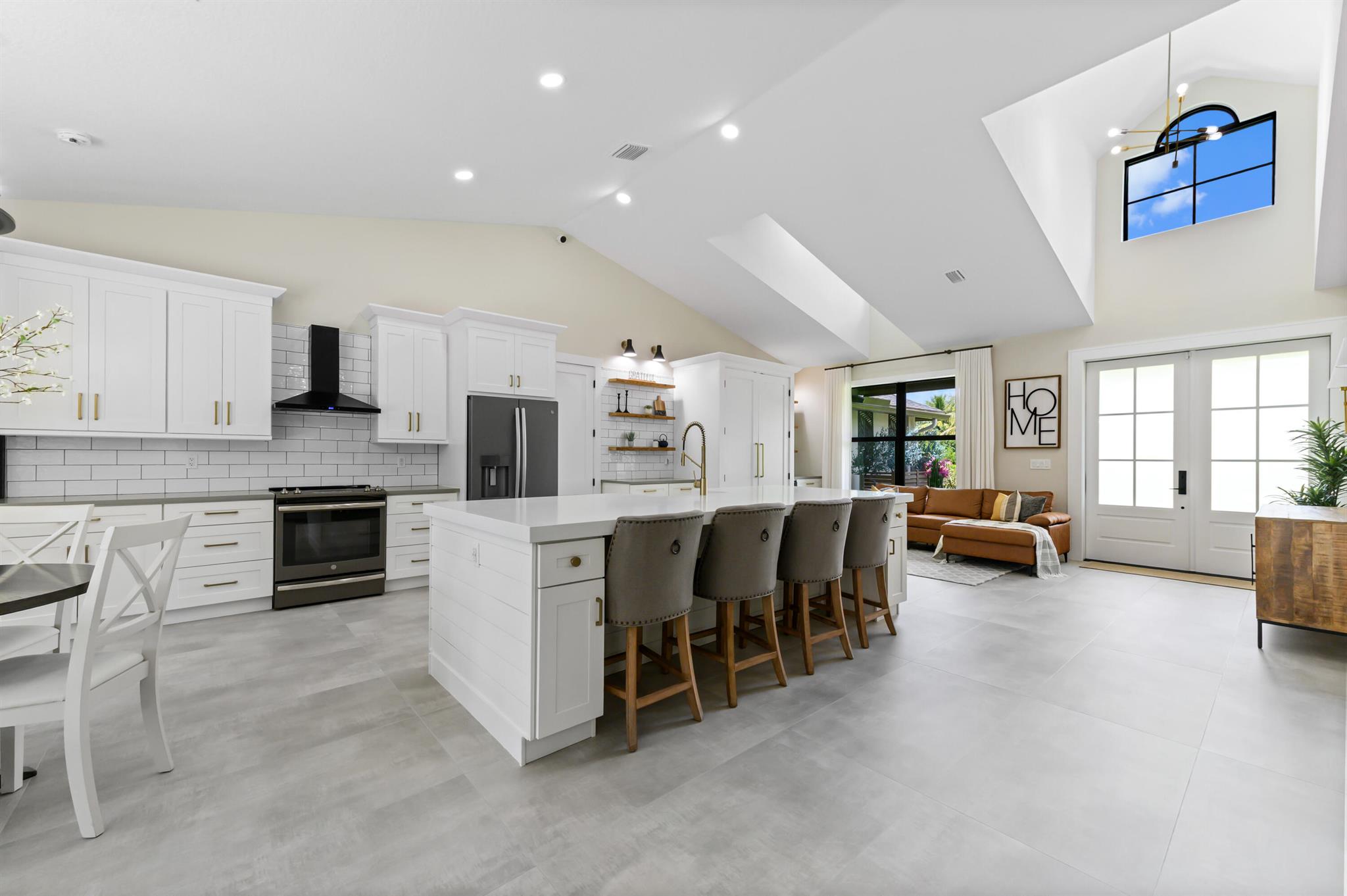 The Acreage - Residential
