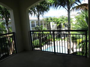 SAN RAPHAEL CONDO - Residential