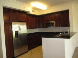 SAN RAPHAEL CONDO - Residential