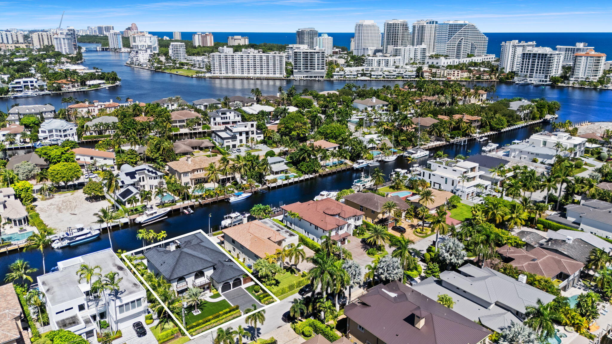 2525 SEA ISLAND Drive