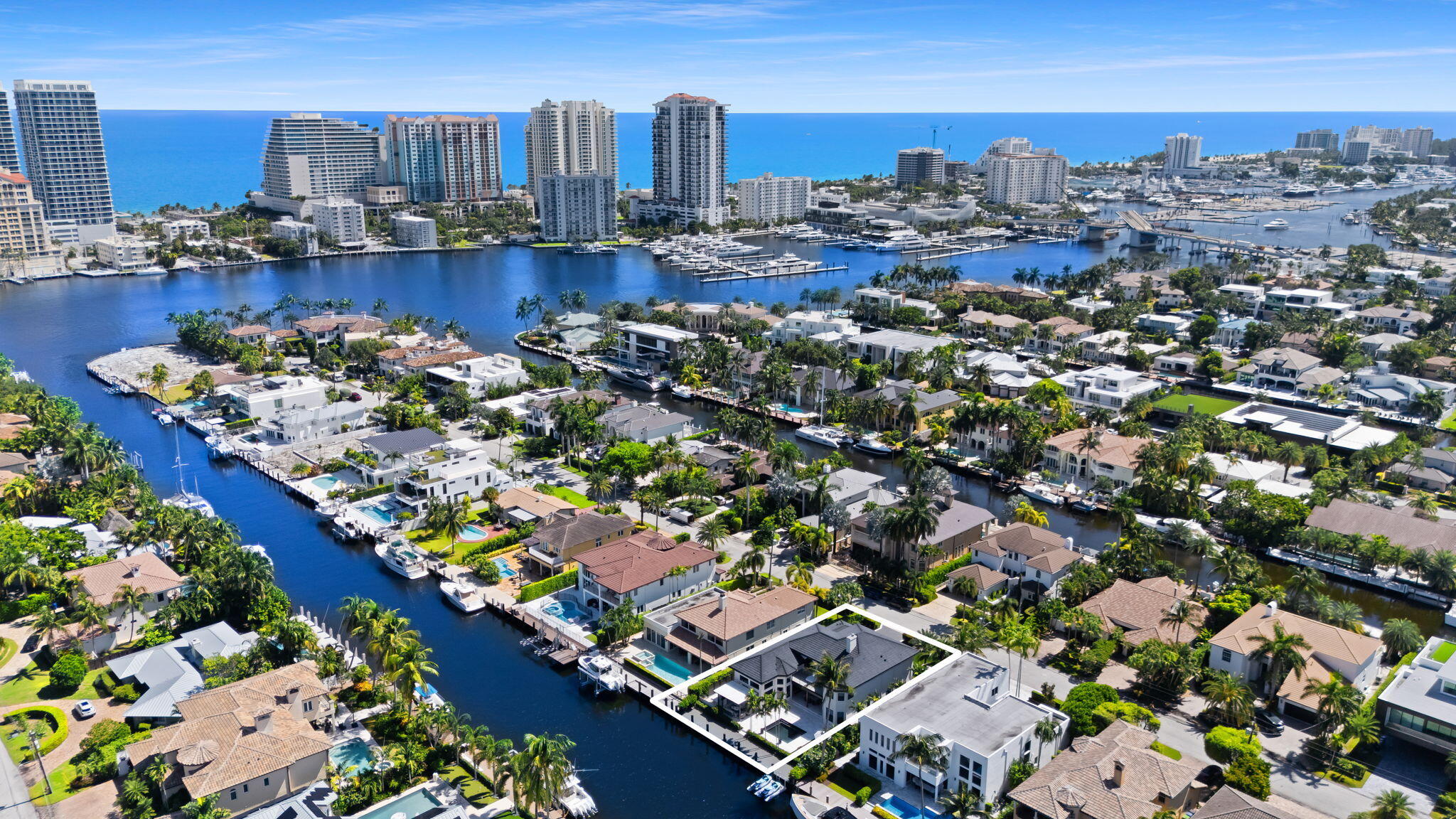 2525 SEA ISLAND Drive