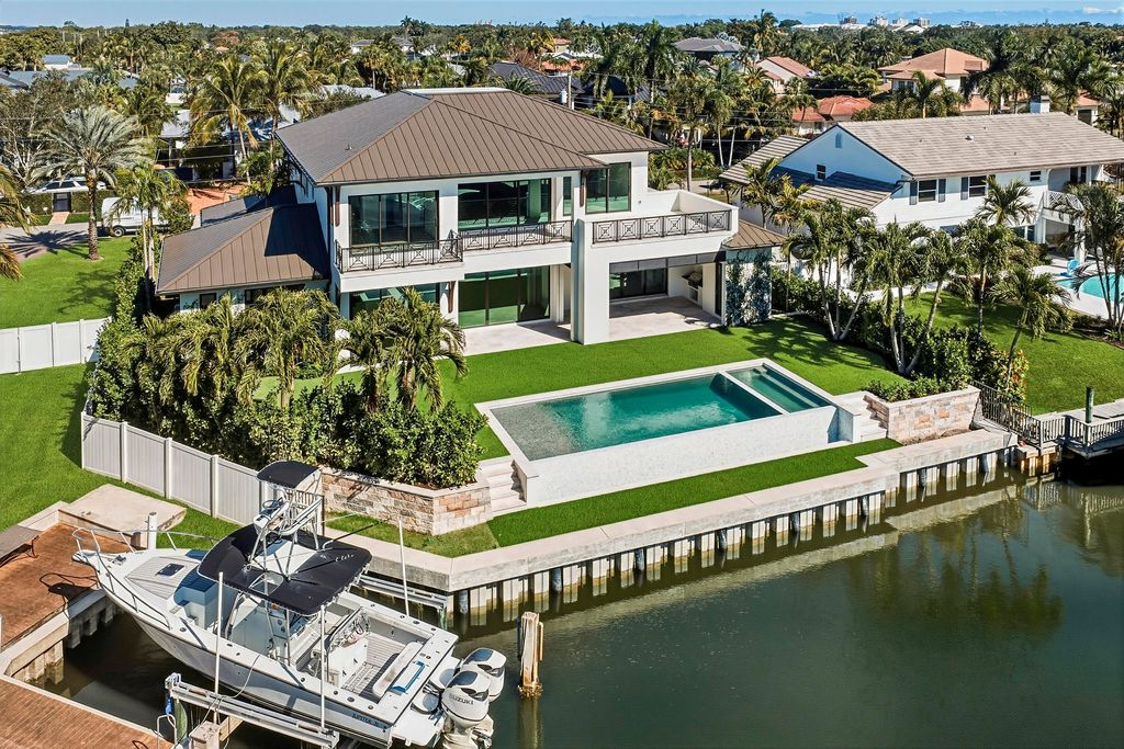 Photo of 2442 Bay Circle, Palm Beach Gardens, FL 33410 (MLS # R11167163)