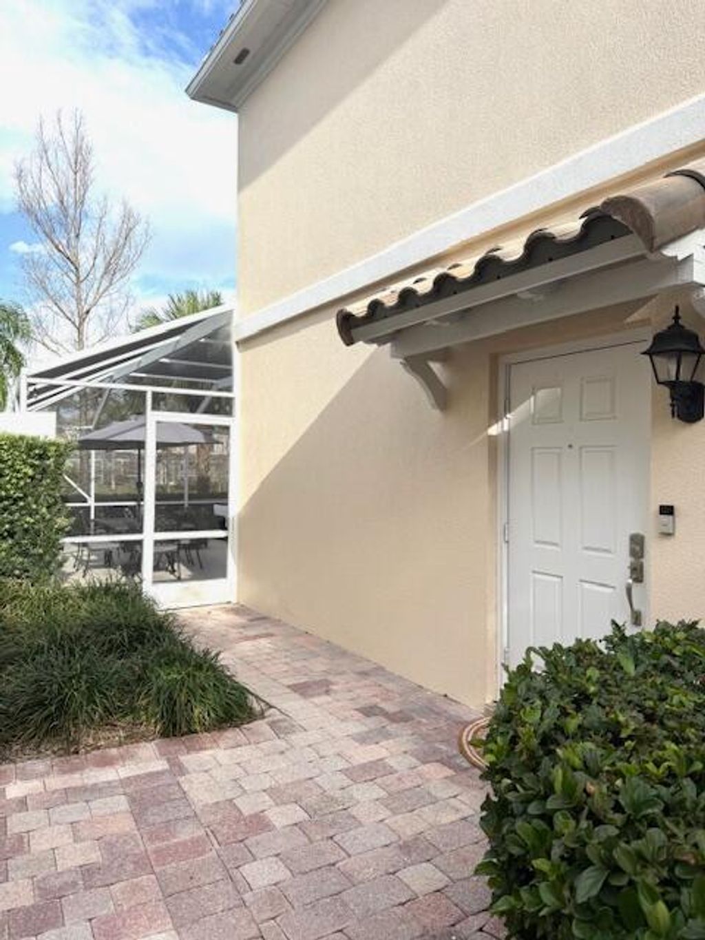 Photo of 142 Santa Barbara Way, Palm Beach Gardens, FL 33410 (MLS # B26011136)