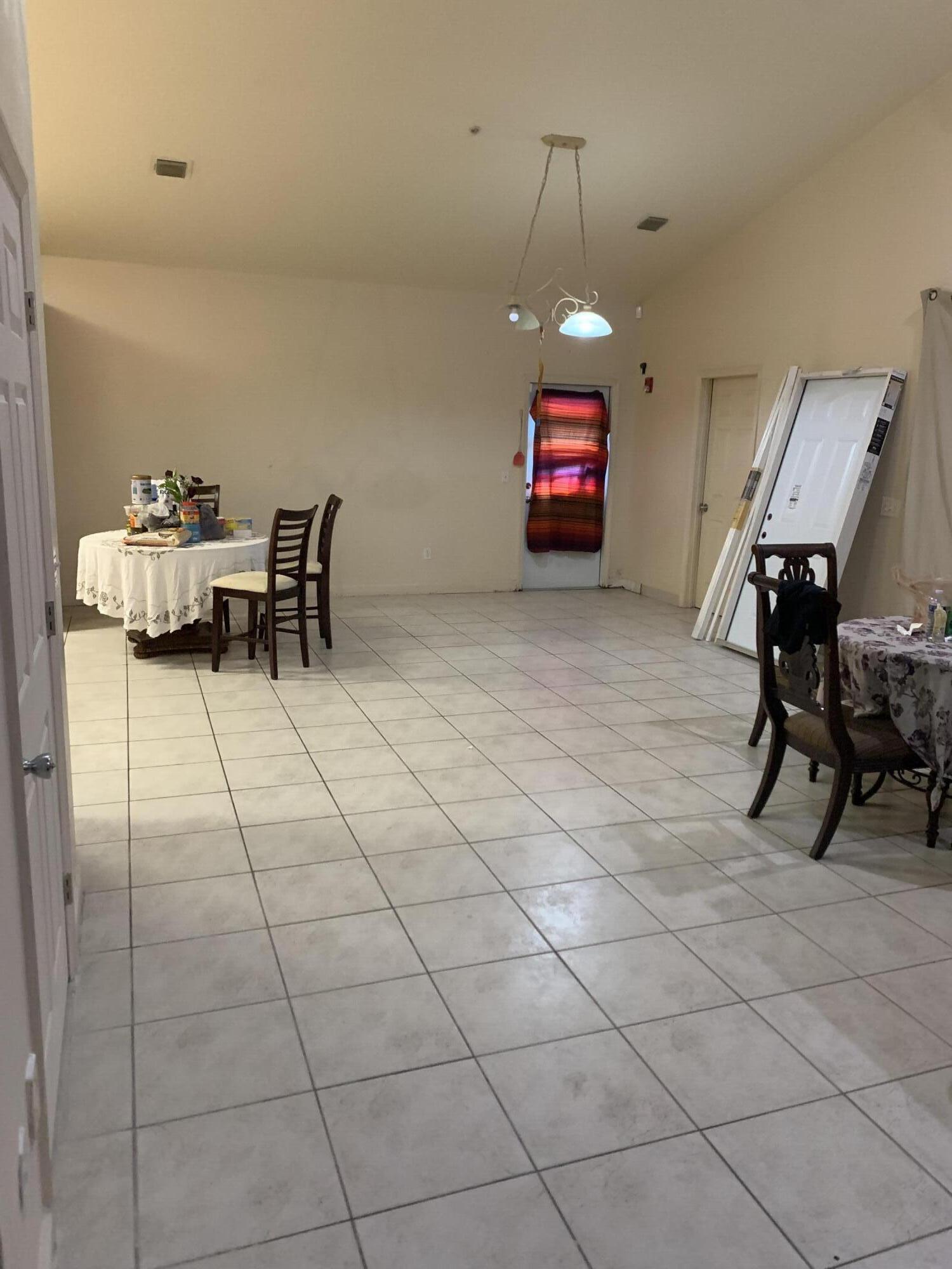 198 Sparrow Drive