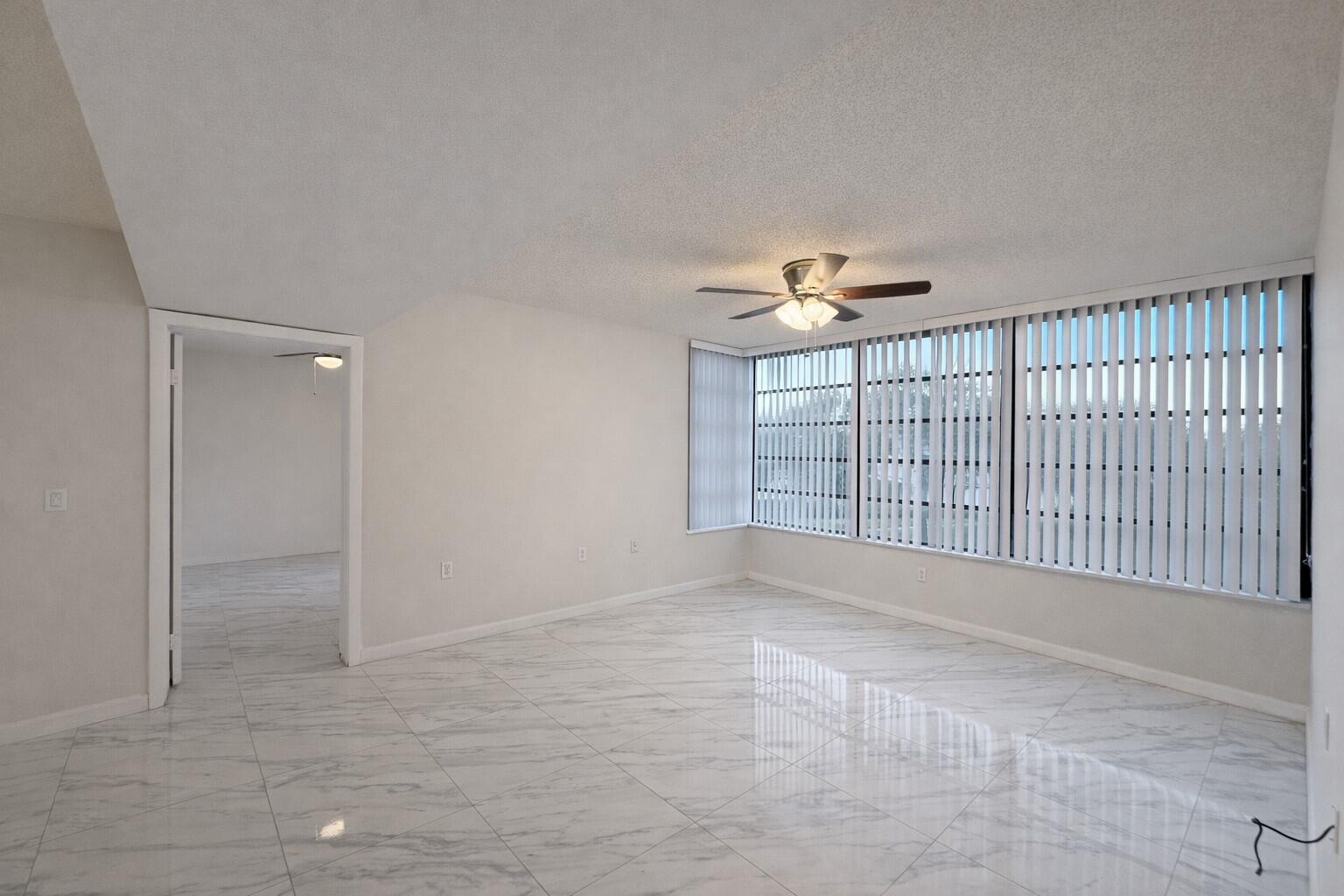 WHITEHALL CONDO OF THE LANDS OF THE PRESIDENT - Residential Lease