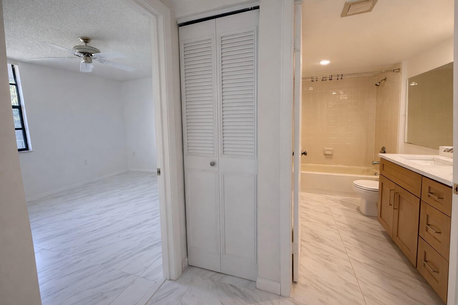 WHITEHALL CONDO OF THE LANDS OF THE PRESIDENT - Residential Lease