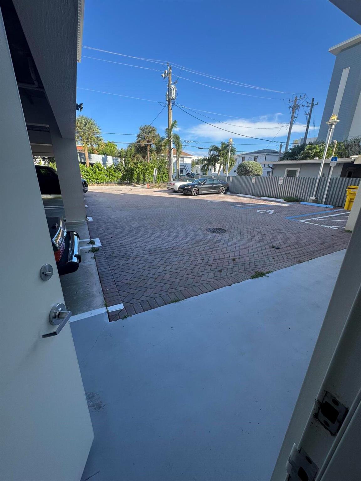 DOWNTOWN LOFTS CONDO - Commercial Sale