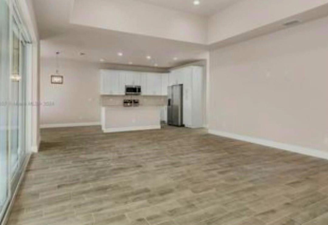 Banyan Village - Residential