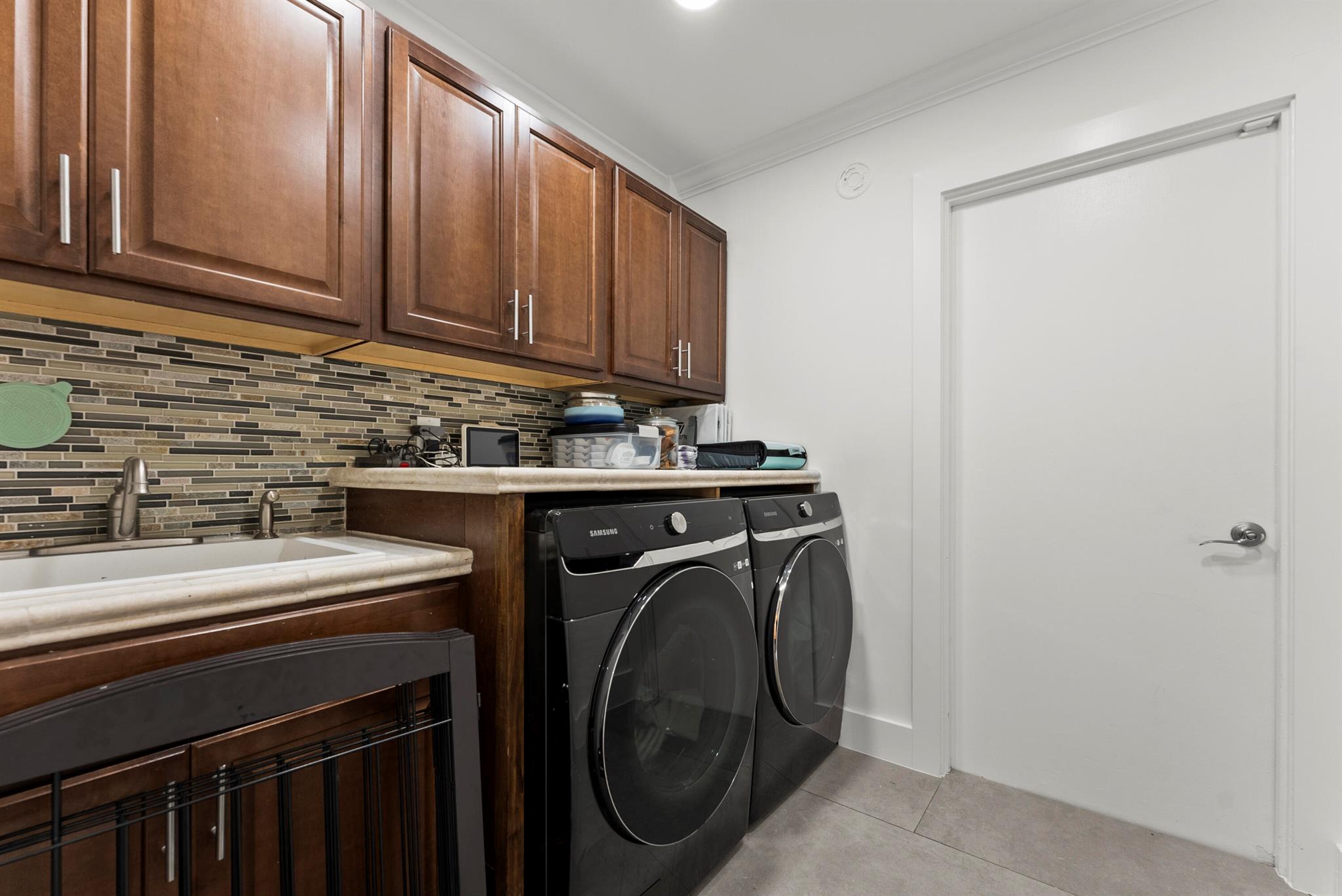 PARKSIDE - Residential