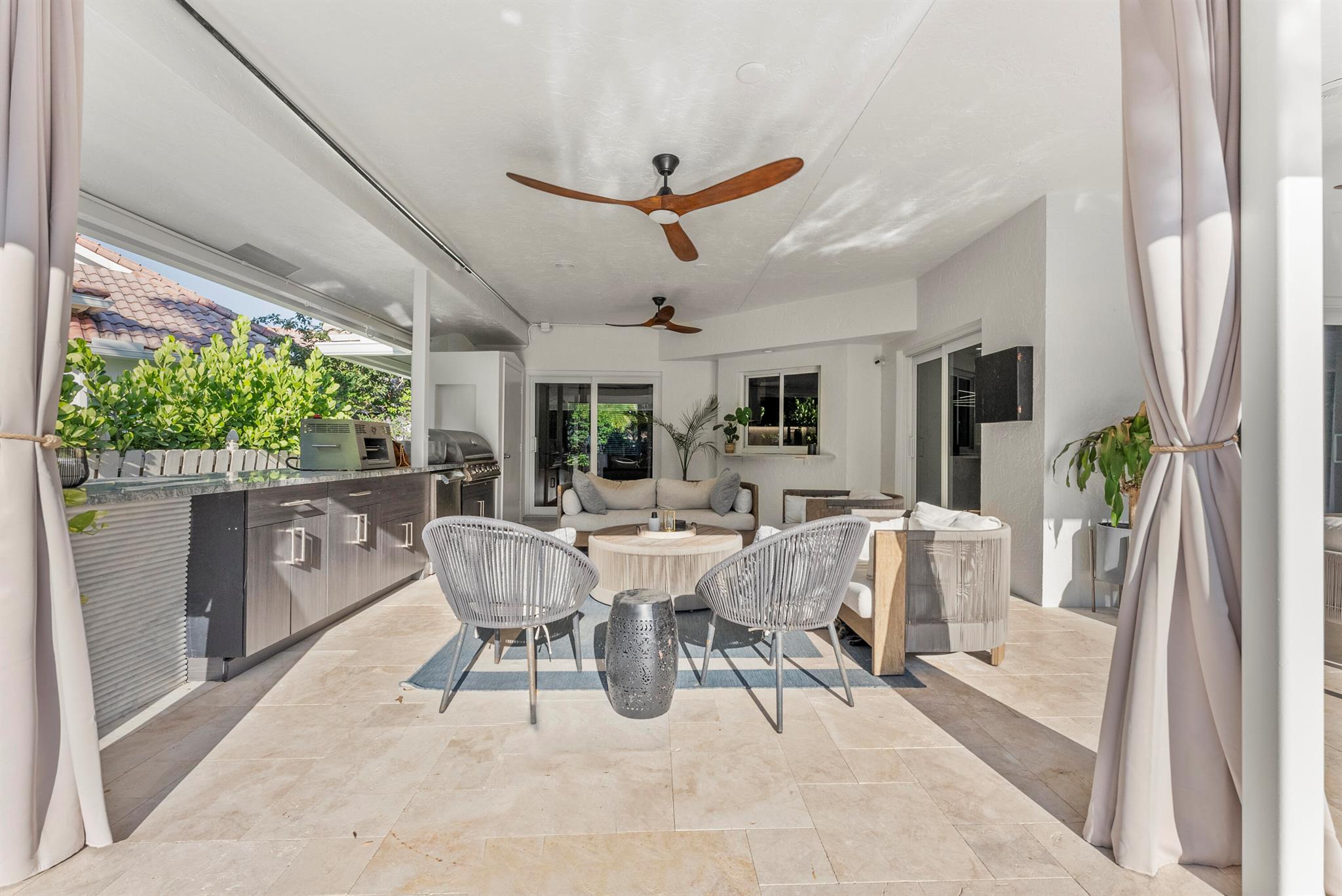 PARKSIDE - Residential