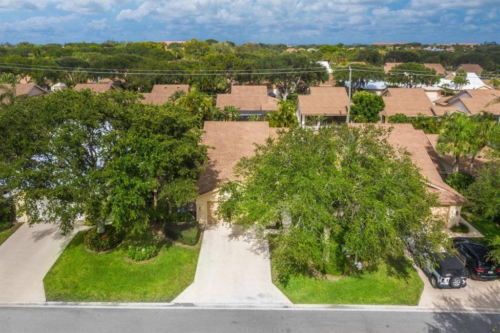 BLUFFS RIVER NORTH - Residential