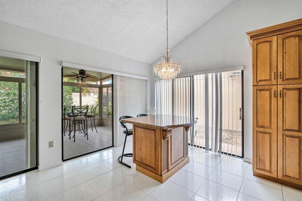 BLUFFS RIVER NORTH - Residential