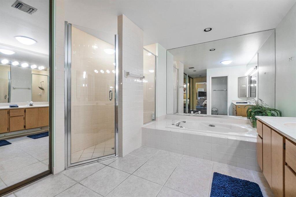 BLUFFS RIVER NORTH - Residential