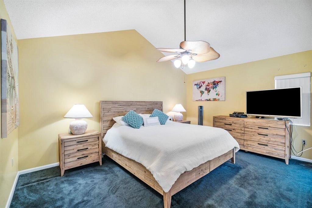 BLUFFS RIVER NORTH - Residential