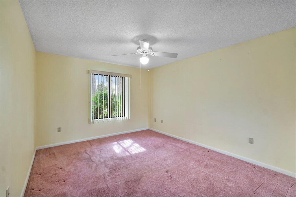 BLUFFS RIVER NORTH - Residential