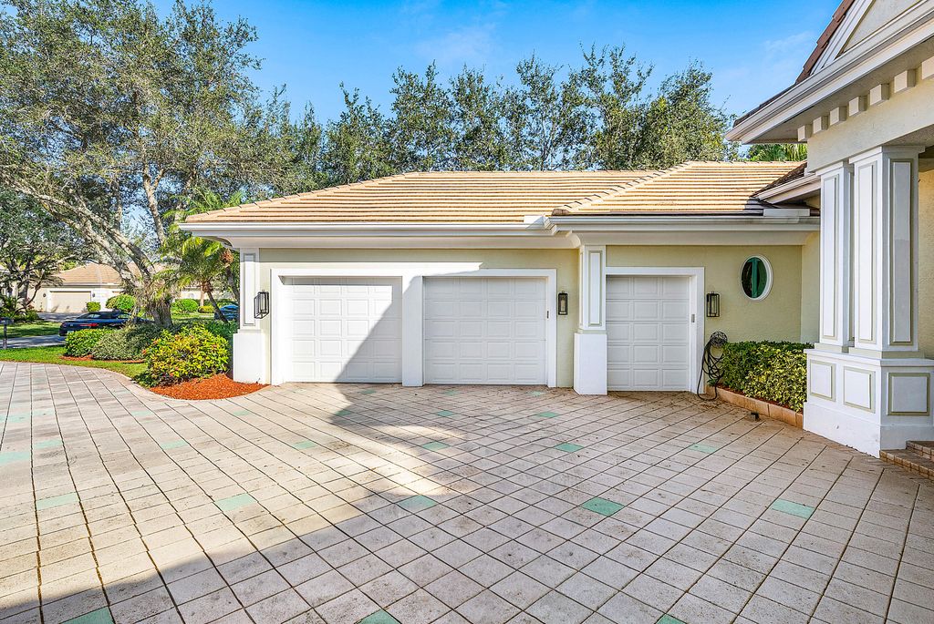 Photo of 13120 Marsh Landing, Palm Beach Gardens, FL 33418 (MLS # R11145873)