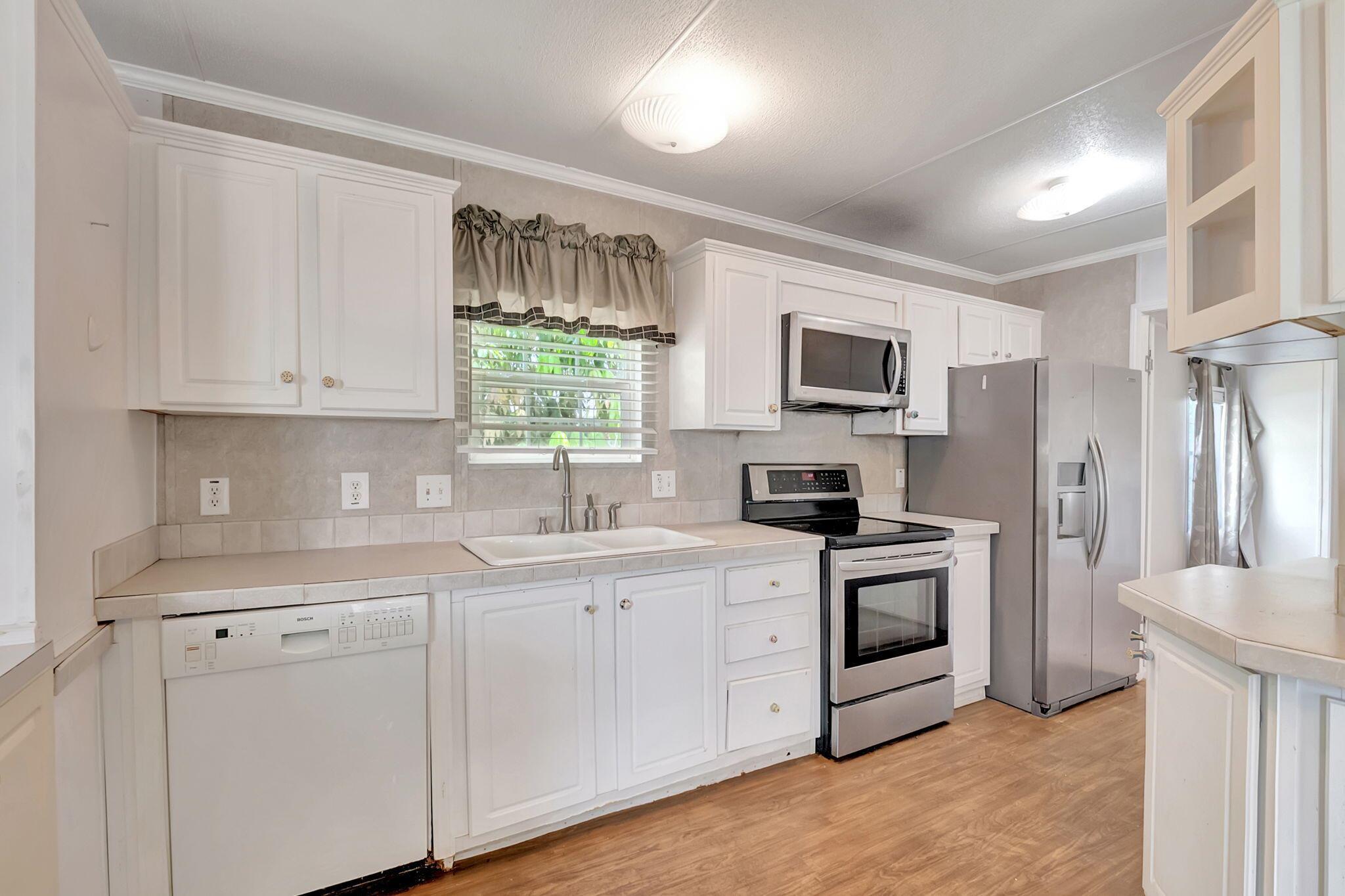 Photo 8 of 24 of 12375 S Military Trail 4 mobile home