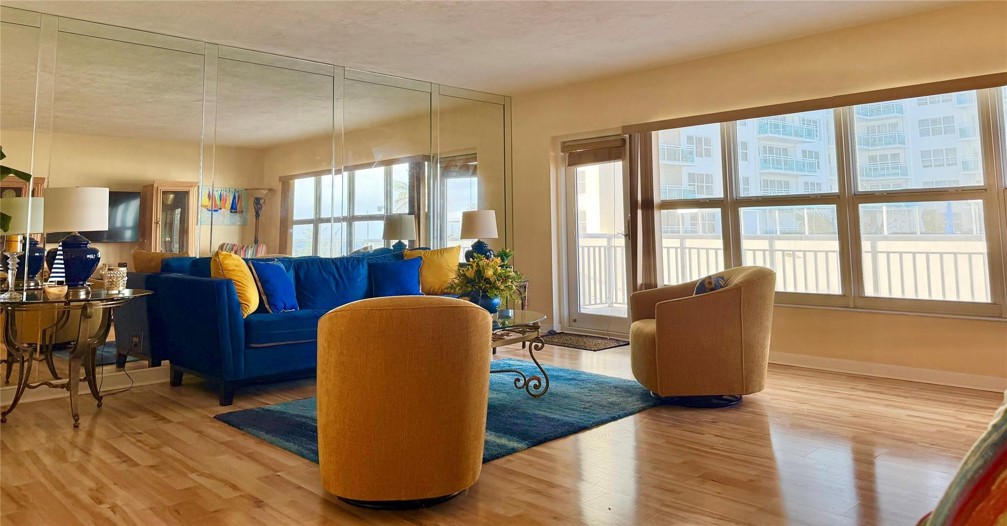 REGENCY TOWER CONDO - Residential