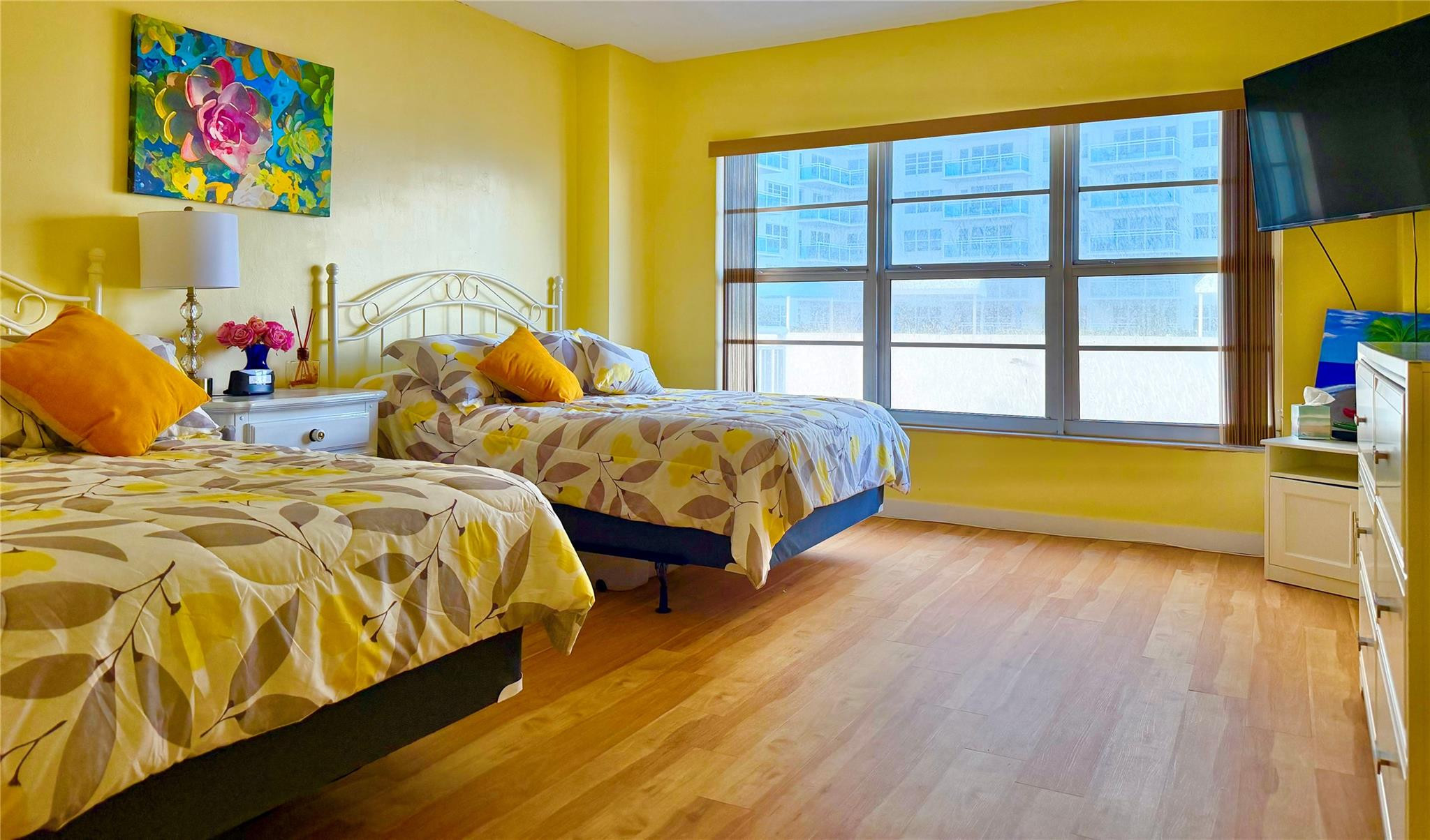 REGENCY TOWER CONDO - Residential