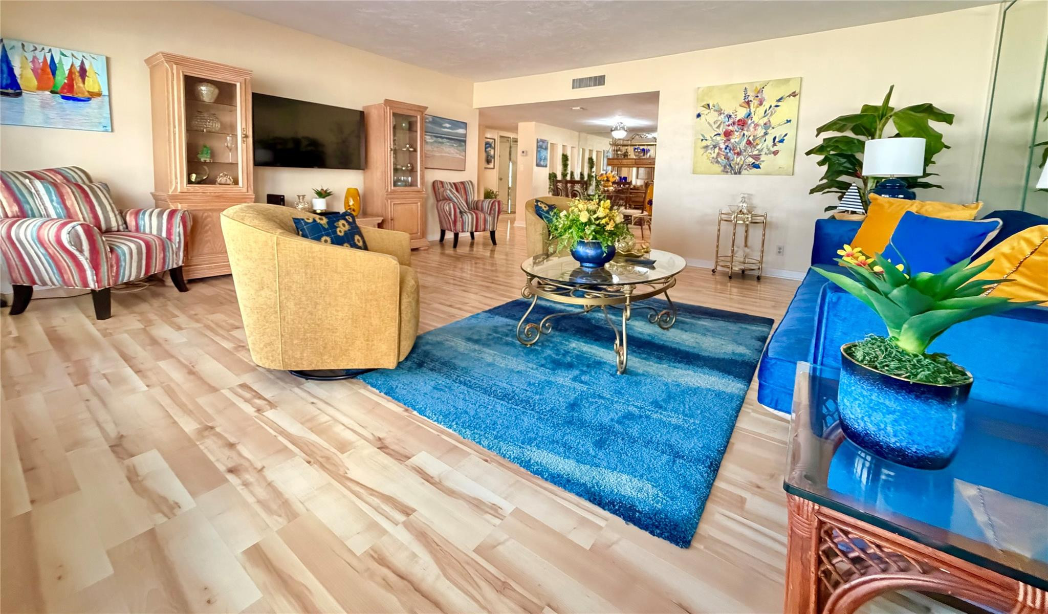 REGENCY TOWER CONDO - Residential