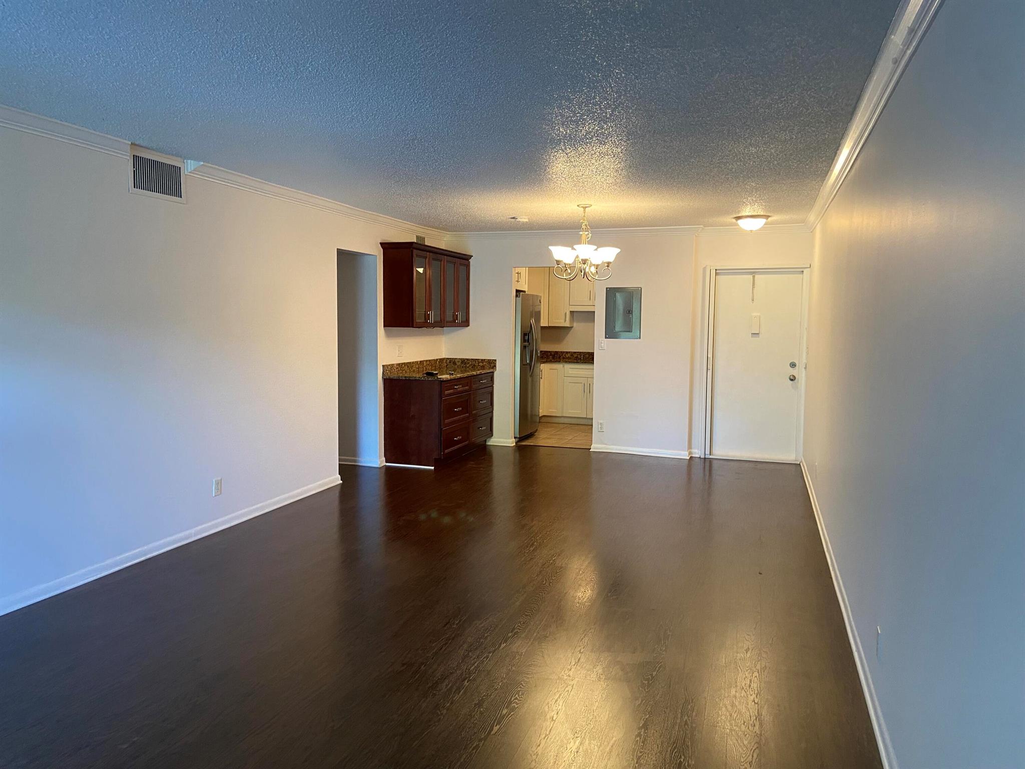 WATERWAY CLUB 8 - Residential Lease