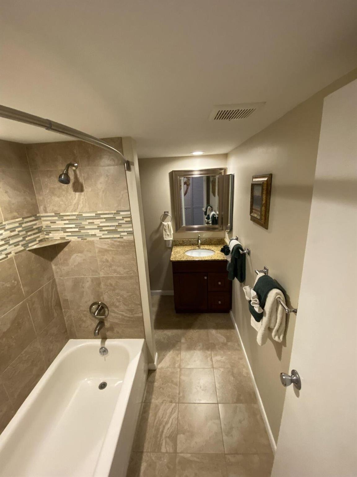 WATERWAY CLUB 8 - Residential Lease