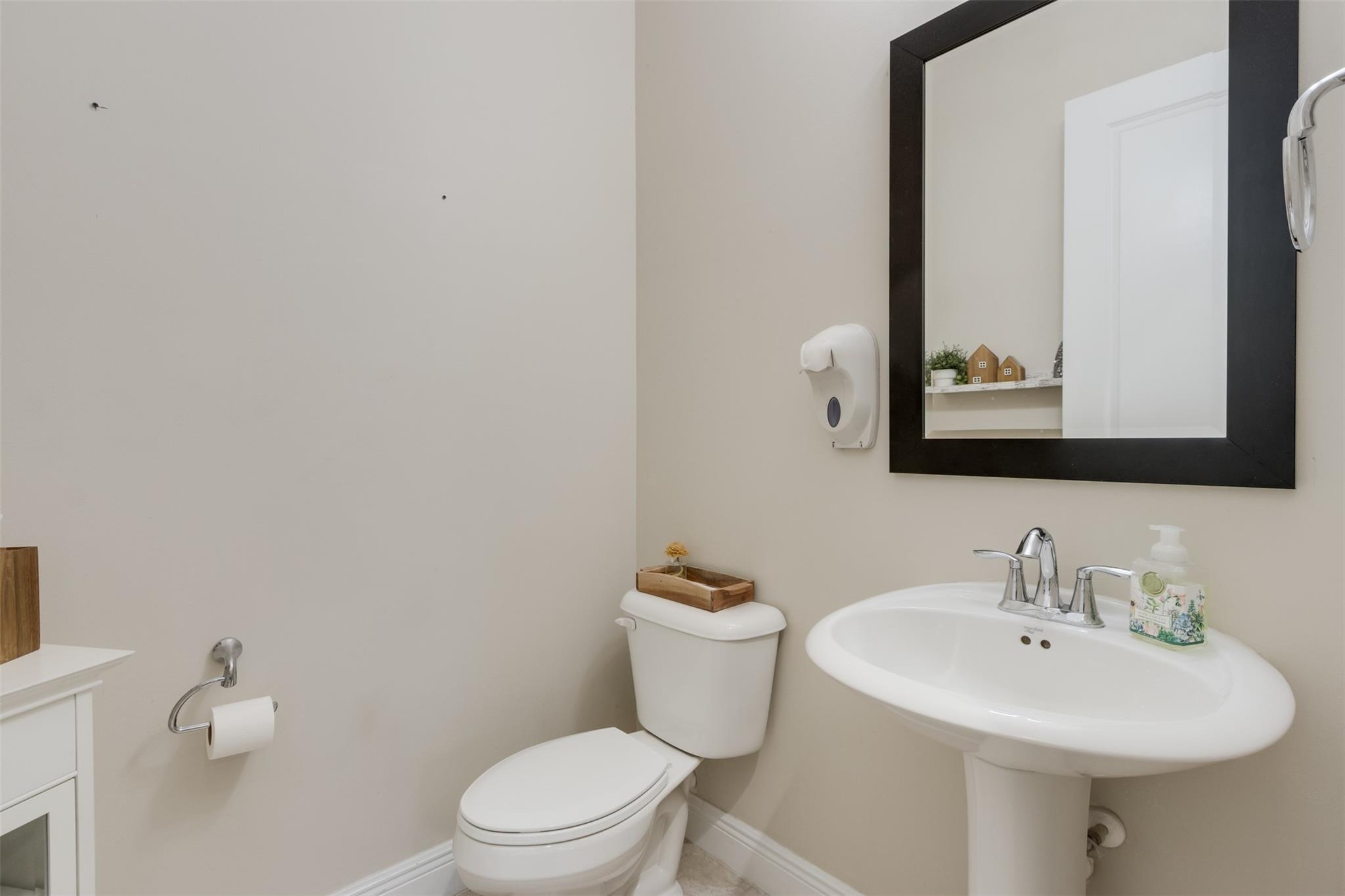 Centra Falls - Residential Lease