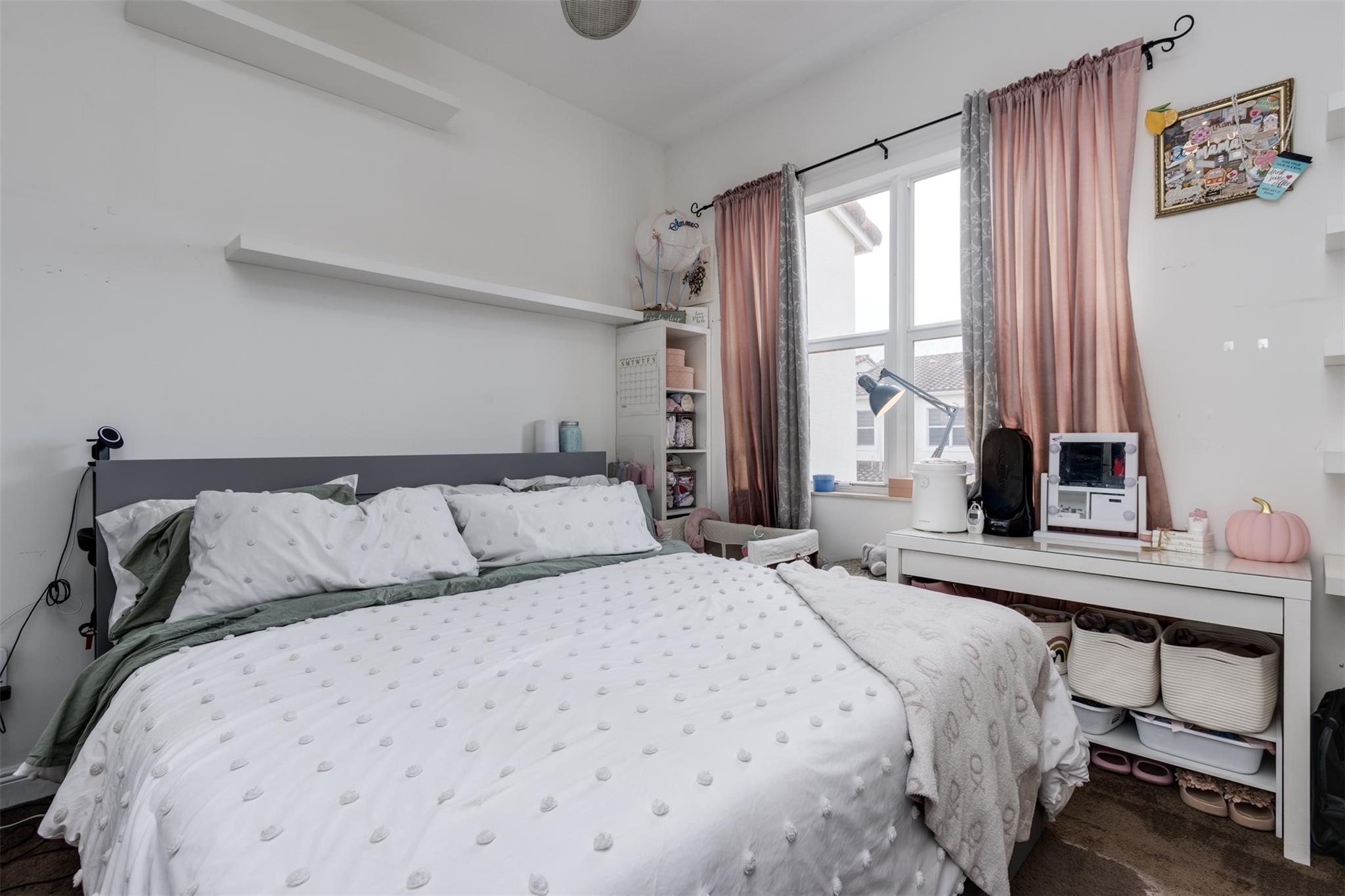 Centra Falls - Residential Lease