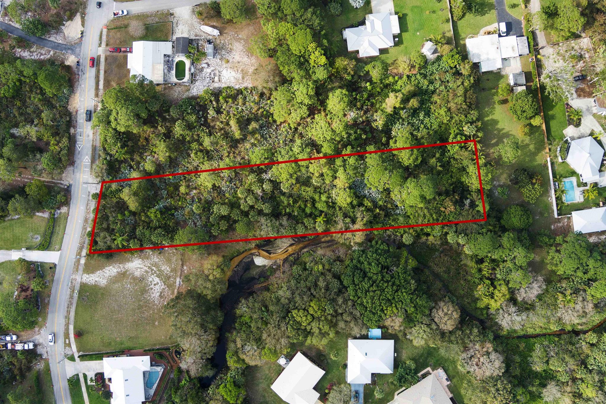 4975 SE Manatee Cove Road