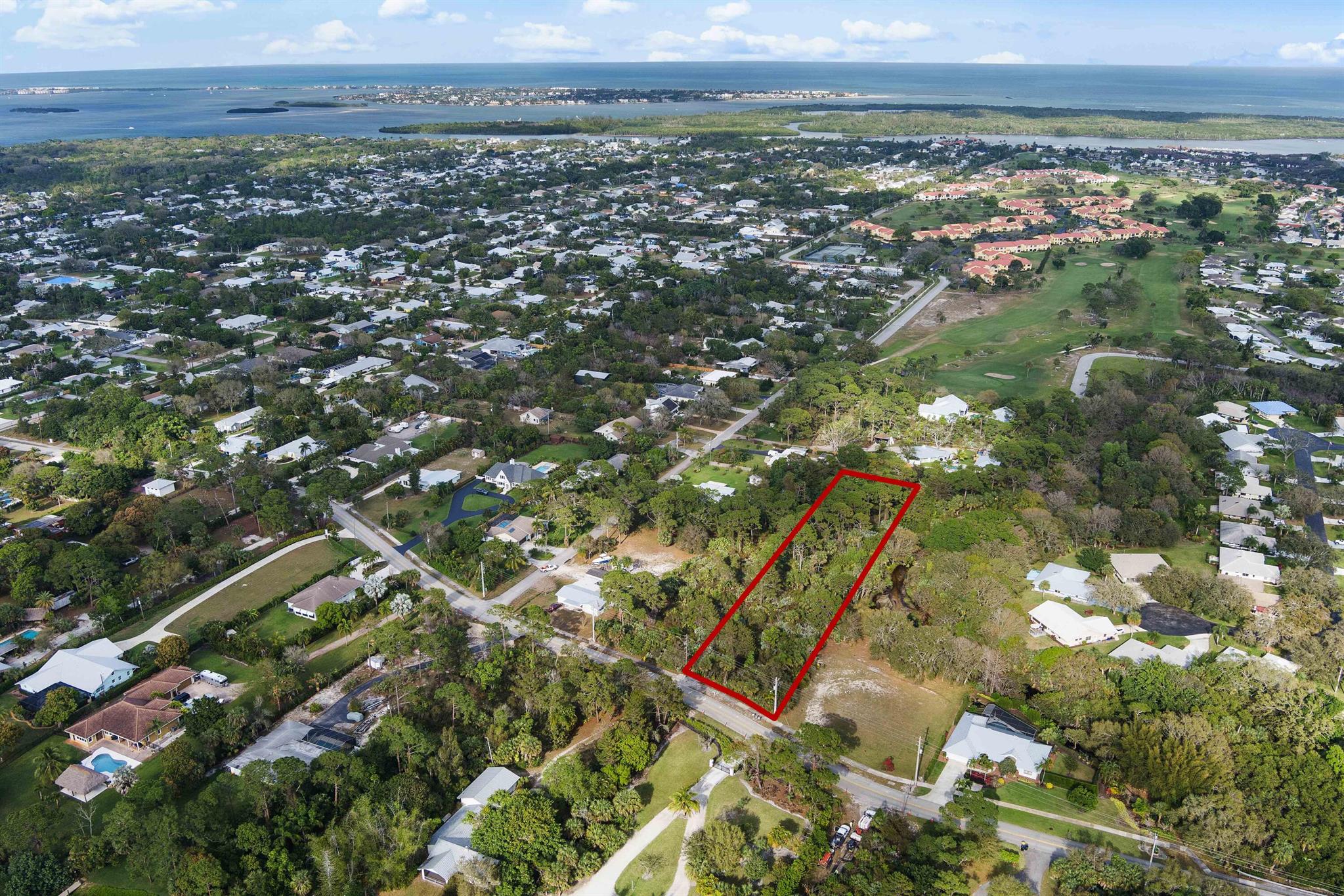 4975 SE Manatee Cove Road