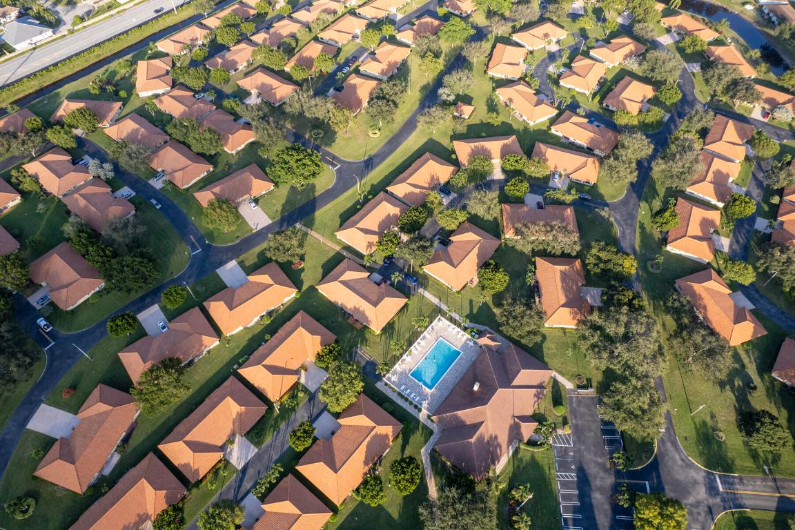 BENT TREE VILLAS WEST COND DECL FILED 3-13-80 - Residential