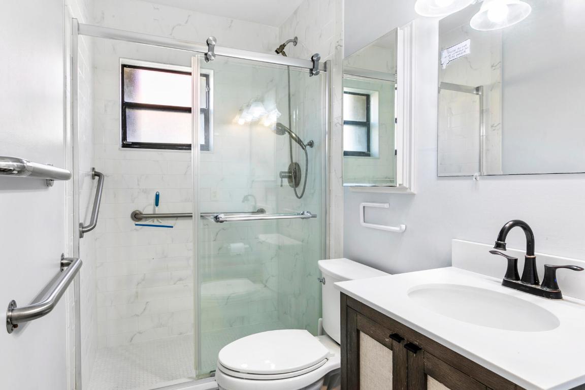 BENT TREE VILLAS WEST COND DECL FILED 3-13-80 - Residential